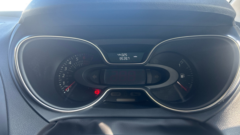 Renault Captur 0.9 TCE 90 Dynamique S Nav 5dr Petrol Hatchback